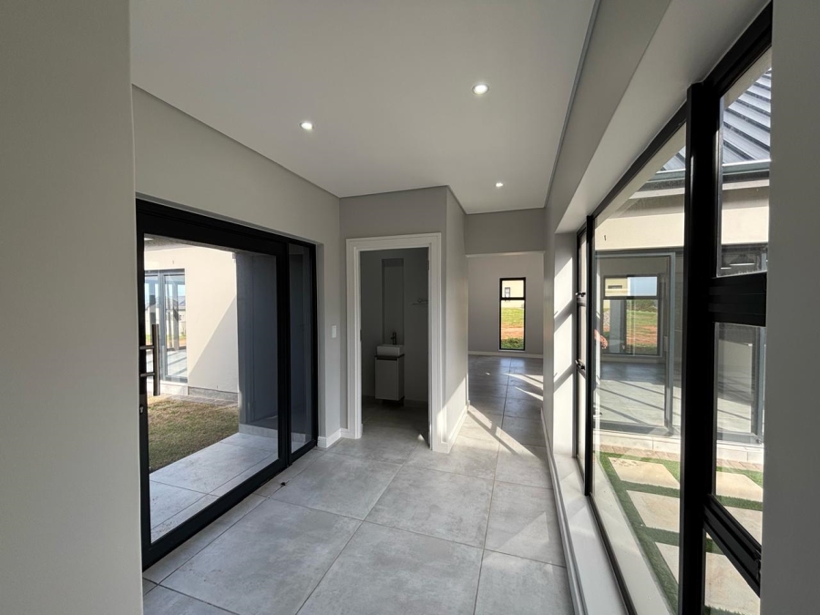 3 Bedroom Property for Sale in Hartland Lifestyle Estate Western Cape